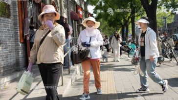 China aprobă o lege de asistență socială în pariul său de a stimula consumul intern