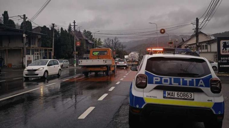 Prahova: Valori ridicate de trafic pe DN 1, pe sensul de urcare spre munte; în zonă plouă