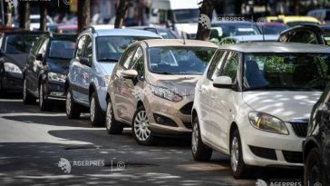 De vineri, șoferii de mașini hibride nu mai pot utiliza gratuit parcările publice din București