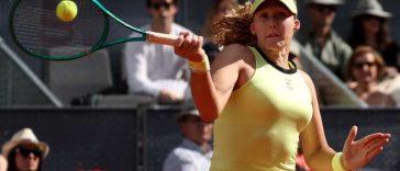 Tenis: Mirra Andreeva și Marta Kostiuk vor disputa finala turneului WTA 1.000 de la Madrid