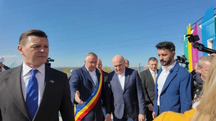 Premierul Ilie Bolojan – la inaugurarea unei noi creșe în municipiul Suceava (GALERIE FOTO)