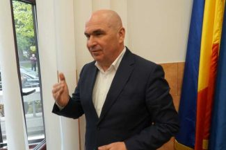 Bolojan: Grupurile PNL din Parlament vor decide modalitatea de vot a liberalilor la moțiunea de cenzură