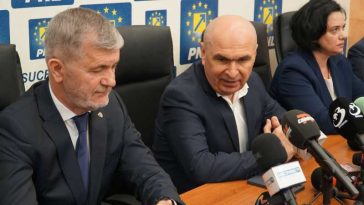 Bolojan, despre rămânerea la șefia partidului dacă moțiunea trece: PNL are un președinte ales la congres