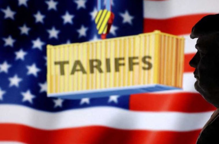 UPDATE Trump va mări la 25% taxele vamale la autovehiculele europene