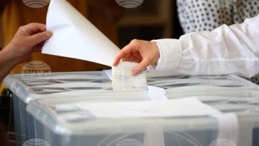 BTA: Partidele au cheltuit peste 913.000 de euro pe reclame în campania electorală din Bulgaria (analiză)