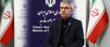 Iranul îl critică pe Trump, care s-a lăudat că Marina SUA acționează ‘precum pirații’ împotriva navelor Teheranului