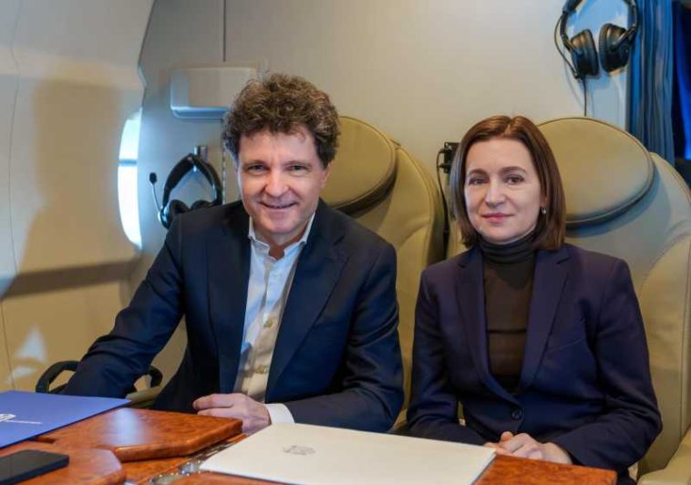 Nicușor Dan participă la reuniunea Comunității Politice Europene din Armenia