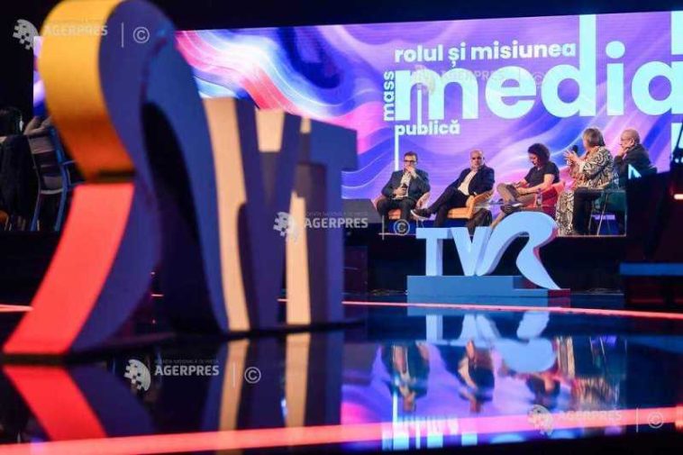 Mass-media publică, între provocări și reforme: dezbatere organizată de Ziua Libertății Presei (GALERIE FOTO)