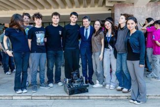Nicușor Dan – mesaj pentru elevii participanți la campionatul de robotică din SUA: România e mândră de voi