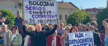 Bihor: În jur de patru mii de bihoreni la mitingul de susținere pentru premierul Ilie Bolojan