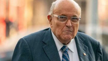 Fostul primar al New Yorkului Giuliani, spitalizat în stare ”critică” (purtător de cuvânt)