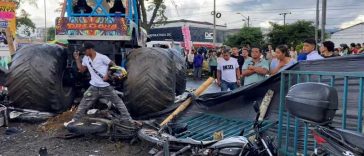 Columbia: Trei morți și 38 de răniți într-un accident de la un show automobilistic, unde un monster truck a intrat în spectatori