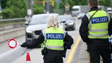 Germania va menține controalele la frontiere, promite ministrul de interne
