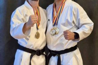 Galați: Doi polițiști, medaliați cu aur și argint la Campionatul Național de Karate Tradițional