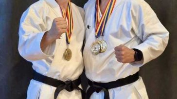 Galați: Doi polițiști, medaliați cu aur și argint la Campionatul Național de Karate Tradițional
