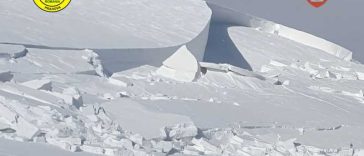 Prahova: Pericol major de avalanșă pe văile de abrupt din Masivul Bucegi