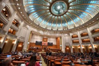 Moțiunea de cenzură inițiată de PSD, AUR și PACE – Întâi România, dezbătută și votată în plenul Parlamentului