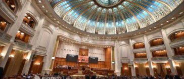 Moțiunea de cenzură inițiată de PSD, AUR și PACE – Întâi România, dezbătută și votată în plenul Parlamentului