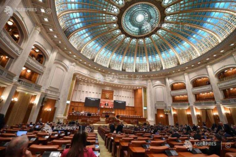 Moțiunea de cenzură inițiată de PSD, AUR și PACE – Întâi România, dezbătută și votată în plenul Parlamentului
