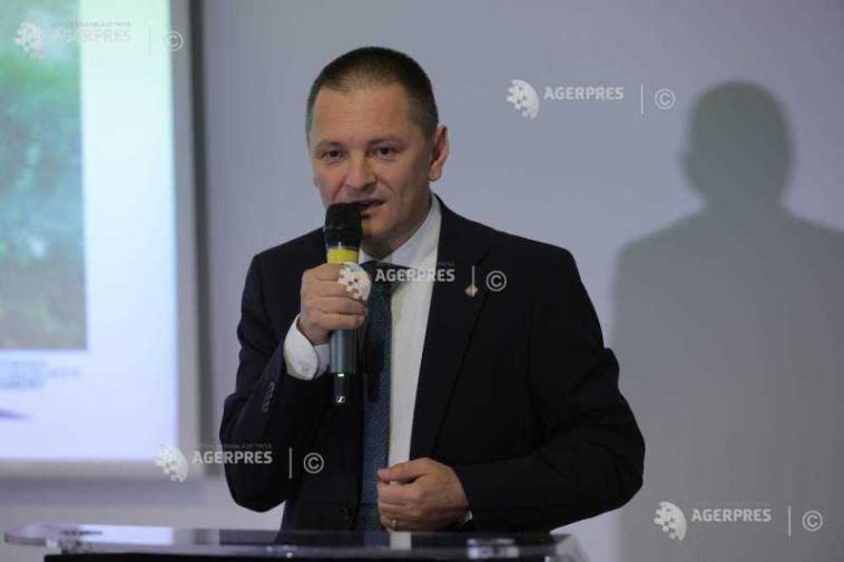 Dolj: CJ scoate la licitație contracte de până la 81,3 milioane lei pentru 15 trasee din transportul județean
