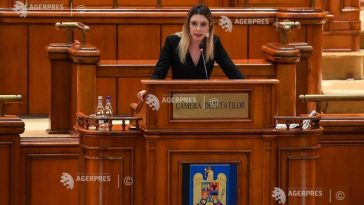 Parlament – moțiune de cenzură/Buzoianu: Acest circ îi costă pe români 2,2 miliarde de euro