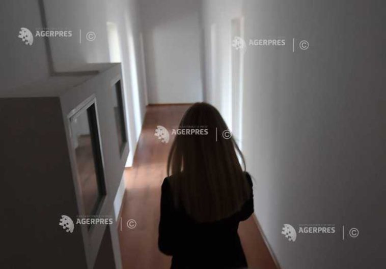 FABC: Cancerul ovarian continuă să fie diagnosticat, în majoritatea cazurilor, în stadii avansate