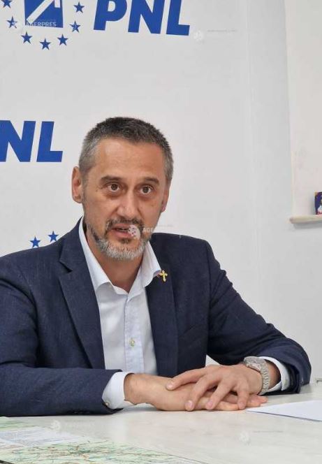 Mario De Mezzo (PNL): Dacă PNL vrea să-și păstreze identitatea și verticalitatea, să meargă în opoziție