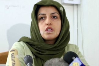 Laureata Premiului Nobel pentru Pace, iraniana Narges Mohammadi, se zbate ‘între viață și moarte’ (avocat)