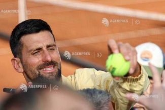 Tenis: Djokovic și Tsitsipas au ”cucerit” Piazza del Popolo din Roma