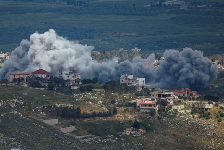 Israelul cere evacuarea a 12 sate în sudul Libanului