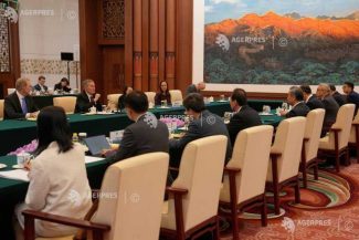 Senatori americani îndeamnă la stabilitate și cooperare între SUA și China