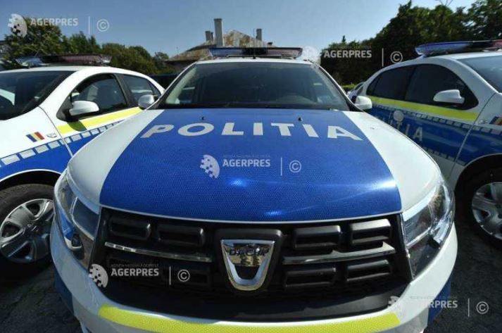 Dâmbovița: Percheziții într-un caz de publicare de anunțuri fictive de cazare; peste 100 de persoane înșelate