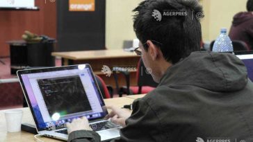 Studiu: Trei din patru angajați români au un nivel insuficient de alfabetizare cibernetică