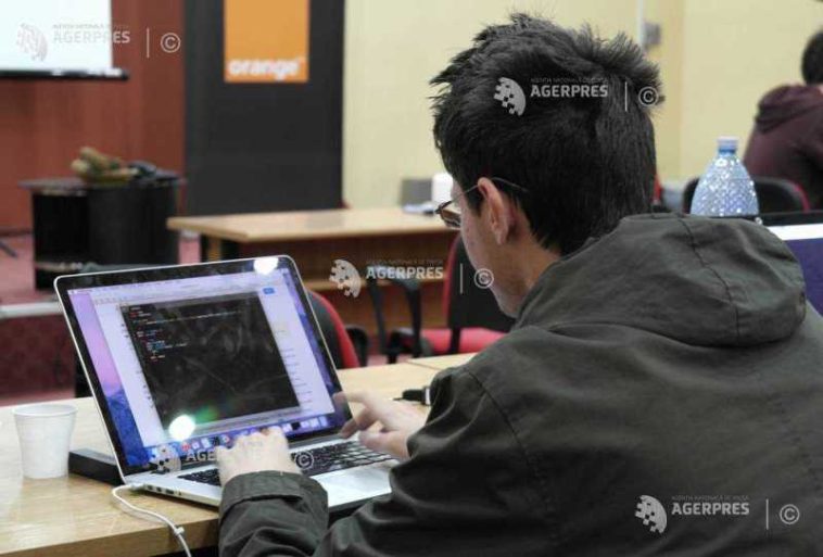 Studiu: Trei din patru angajați români au un nivel insuficient de alfabetizare cibernetică
