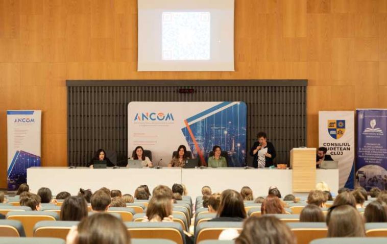 ANCOM: Protecția minorilor în mediul online presupune un efort comun al autorităților, platformelor, părinților și mediului educațional