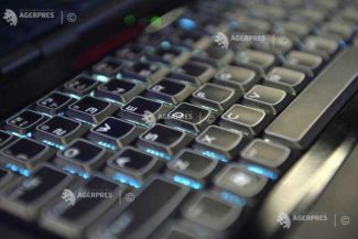 Franța: Guvernul încurajează telemunca angajaților publici în urma creșterii prețurilor carburanților