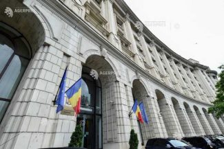 Persoanele fizice rezidente și nerezidente pot investi, de vineri, în titluri Fidelis