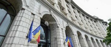 Persoanele fizice rezidente și nerezidente pot investi, de vineri, în titluri Fidelis