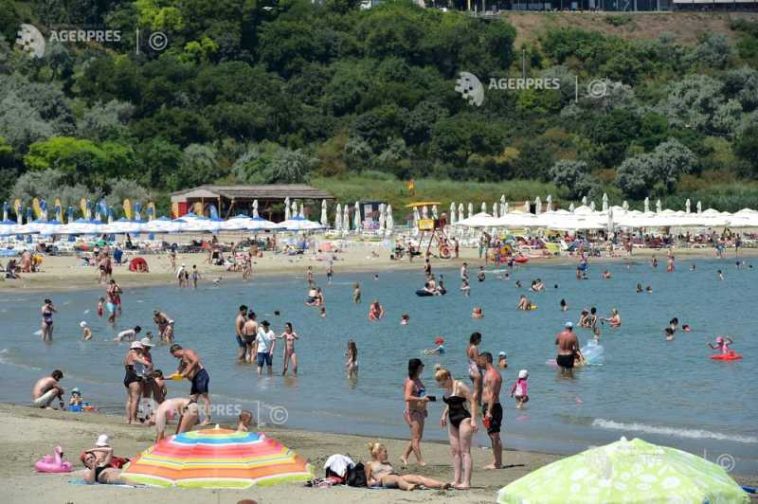 Șezlongurile și umbrelele trebuie să acopere maximum 70% din suprafața de plajă închiriată (proiect)