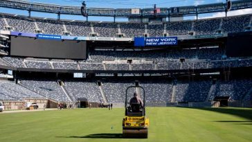 Fotbal: A fost montat gazonul pe stadionul care va găzdui finala CM 2026
