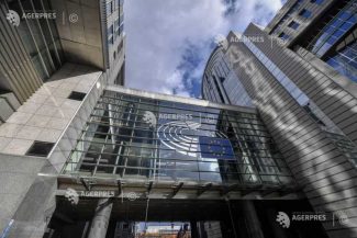 Mai mulți europarlamentari solicită o uniune a apărării și independență față de NATO