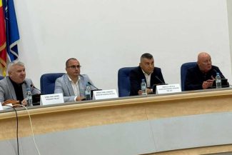 PNL Olt își exprimă sprijinul pentru Ilie Bolojan și deciziile asumate de conducerea centrală