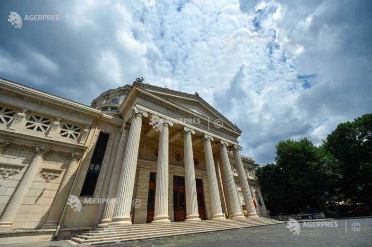 Concert susținut de orchestra Camerata Regală de Ziua Regalității, la Ateneul Român