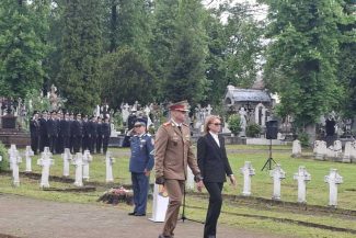 Ziua Independenței/ Neamț: Mândria de a aparține acestui pământ trebuie transmisă copiilor noștri, spune prefectul