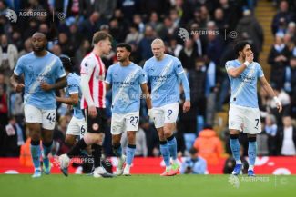 Fotbal: Manchester City, învingătoare cu 3-0 la Brentford, se menține în cursa pentru titlu în Premier League