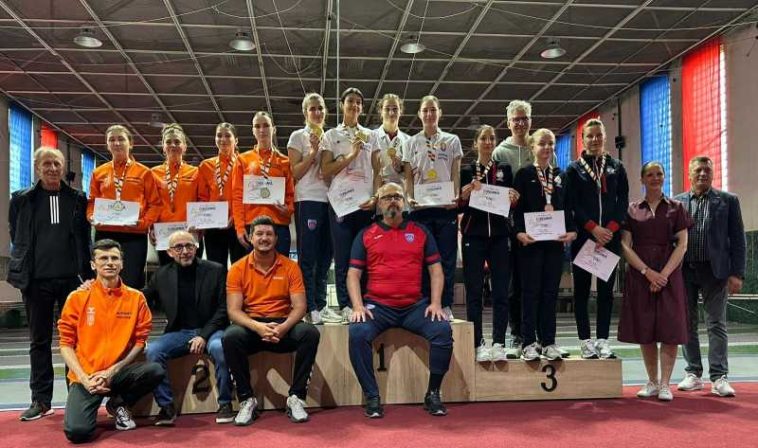 Scrimă: CSA Steaua, campioană națională în proba feminină de spadă pe echipe
