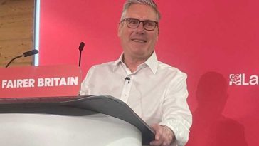 Starmer promite să ‘pună Regatul Unit în inima Europei’