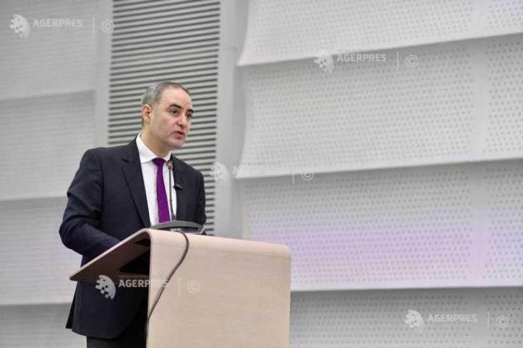 Nazare: Presiunea pe dobânzile la care se împrumută statul român rămâne constantă