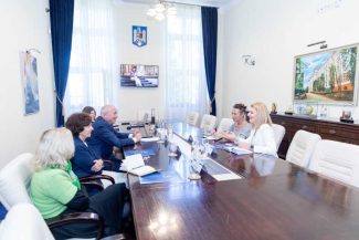 Mureș: UMFST pregătește lansarea din toamnă a programului de Medicină în limba franceză