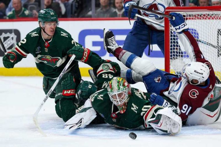 Hochei: NHL – Colorado Avalanche, aproape de calificarea în finala Conferinței de Vest